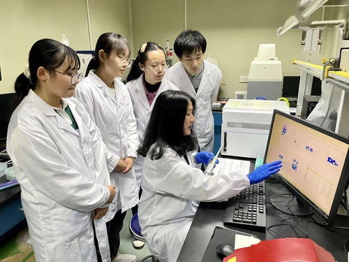 科技人物丨華農(nóng)這位90后女孩,敢啃科技研發(fā) 硬骨頭 ,找尋家禽疫苗 更優(yōu)解